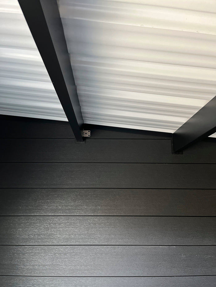 Wolff Finnhaus WPC-Haus Tona 6030 Anthrazit mit Wandpaket