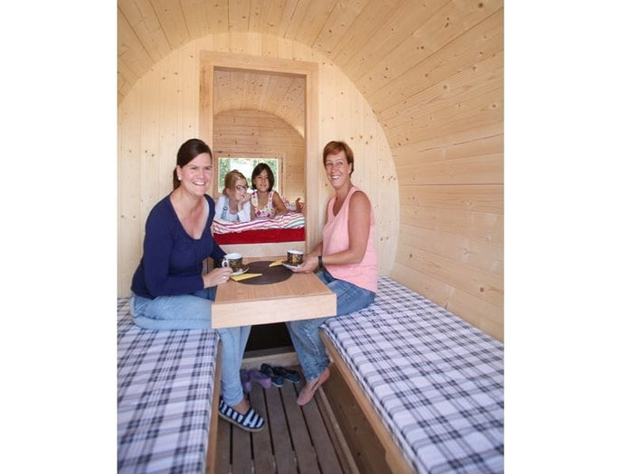 Wolff Finnhaus Campingfass 330, 2-Raum montiert mit schwarzen Dachschindeln