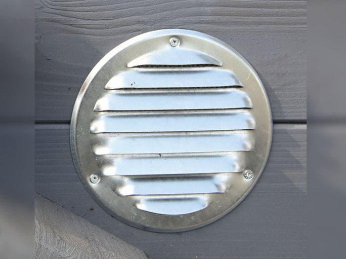 Wolff Finnhaus Saunafass Basic 250 montiert DS schwarz Anstrich Kiefer