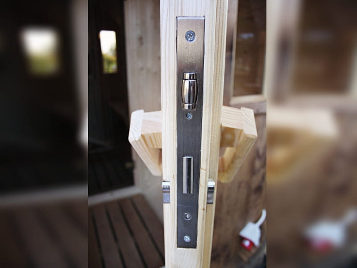 Wolff Finnhaus Saunafass Basic 280 montiert DS schwarz Anstrich Walnuss