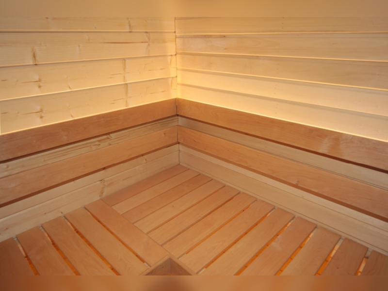 Wolff Finnhaus Sauna Luago 3x2 montiert Typ 3 Art 1, hellgrau, inkl. Dacheindeckung, Vollglasfront u